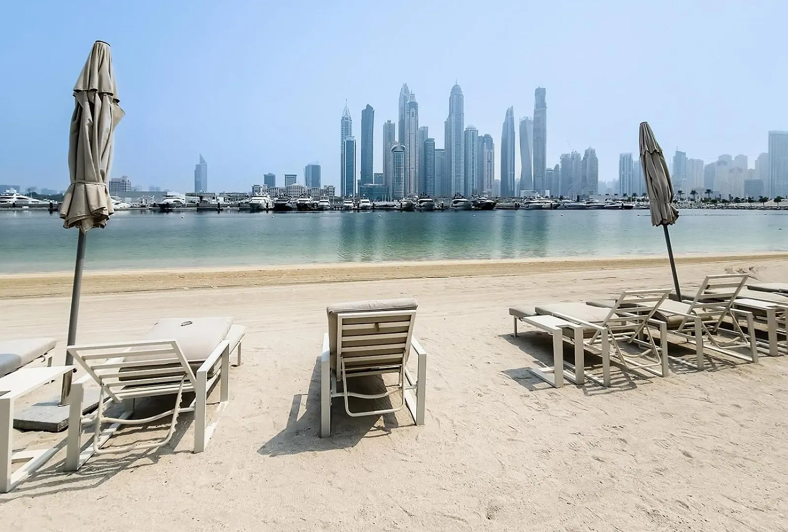 Gorgeous 1Bd Apt With Beach Access In Grand Bleu Dubai 0*,  Verenigde Arabische Emiraten