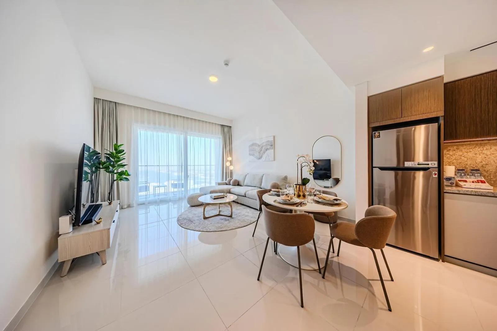 Gorgeous 1Bd Apt With Beach Access In Grand Bleu Dubai United Arab Emirates
