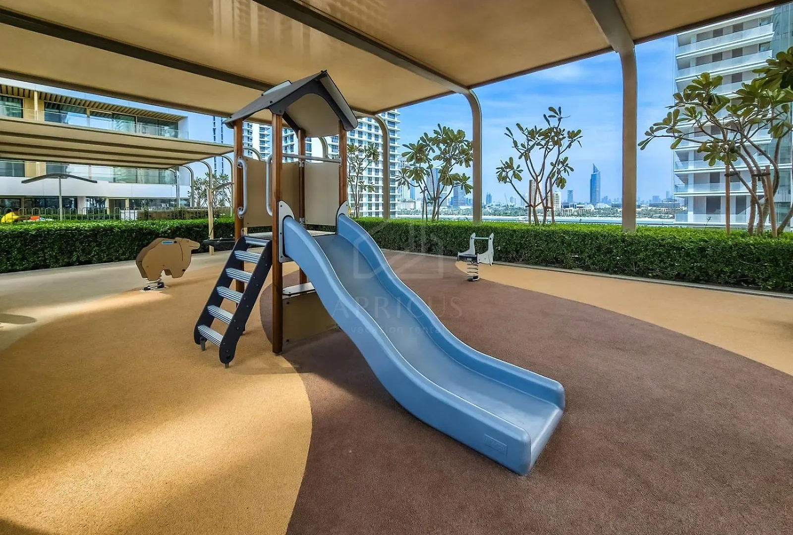 Gorgeous 1Bd Apt With Beach Access In Grand Bleu Dubai Apartment
